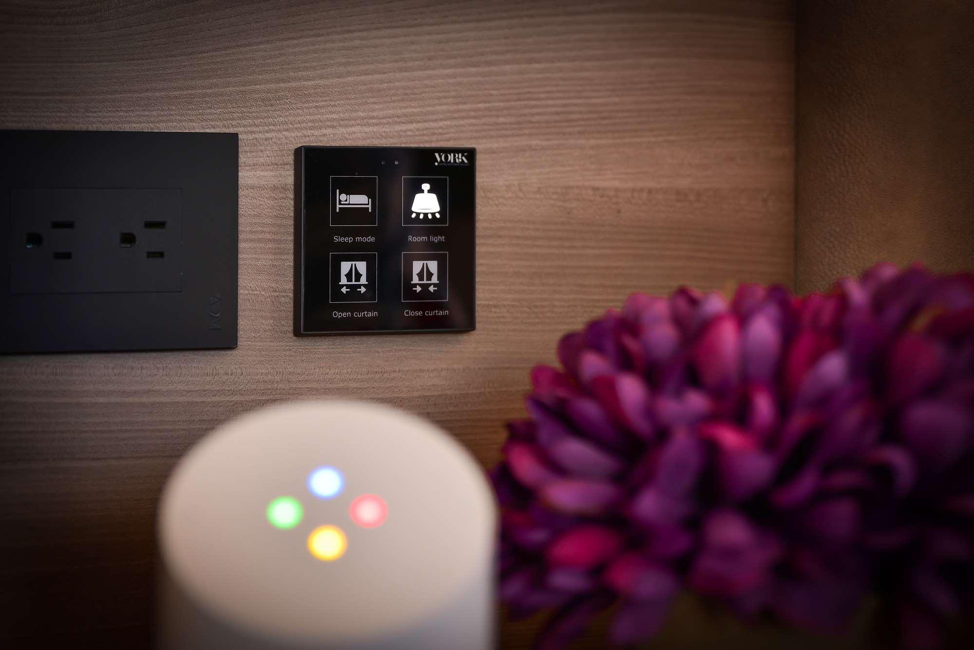 Hotel York Luxury Suites Medellin By Preferred Экстерьер фото Smart home automation