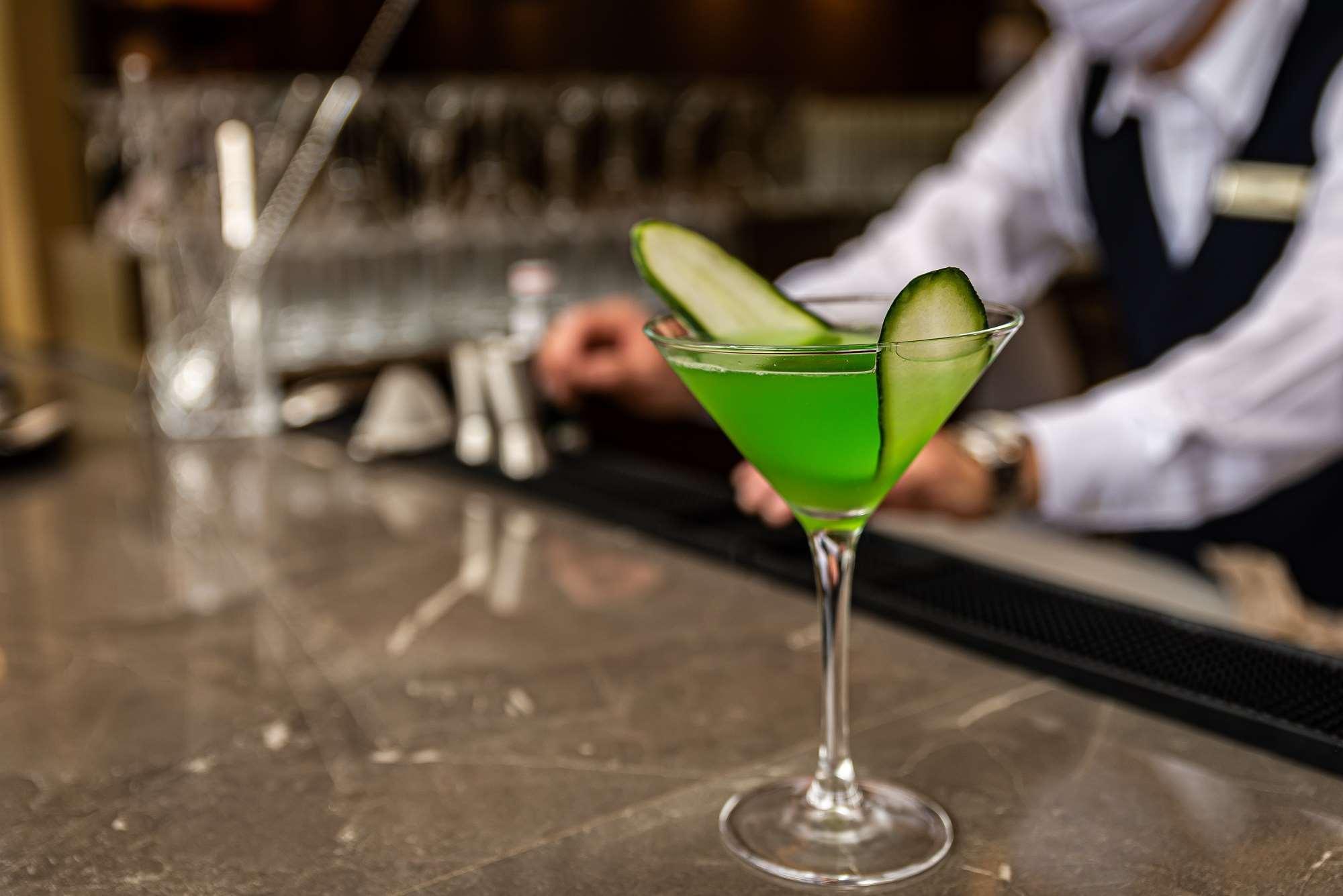 Hotel York Luxury Suites Medellin By Preferred Экстерьер фото A green cocktail